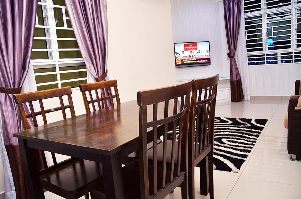 Ferienwohnung Spice Arena 3Bed Bayan Lepas Exterior foto